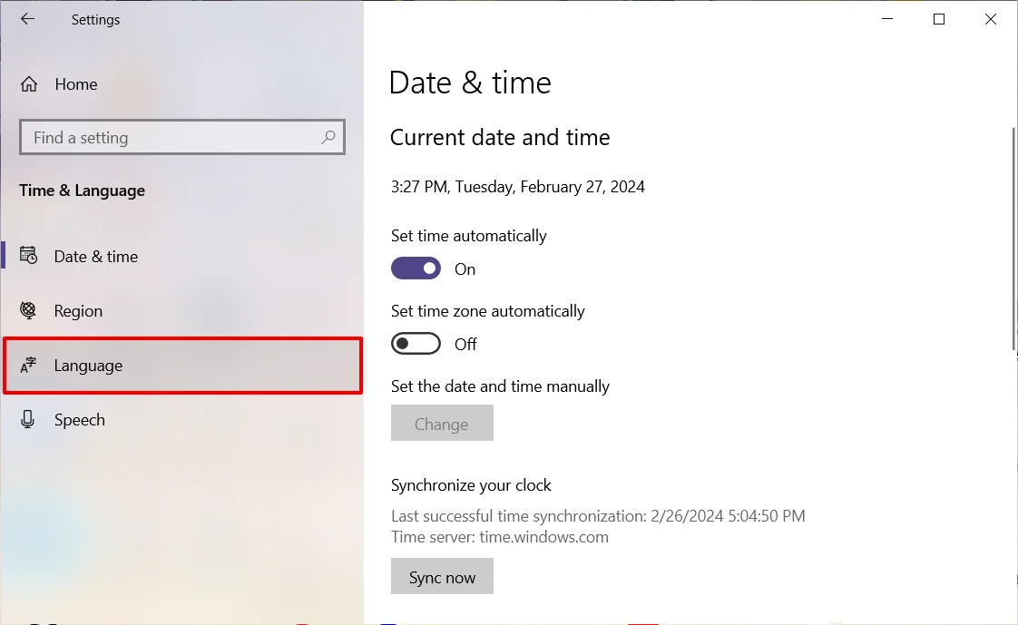 حدد علامة التبويب اللغة في نظام التشغيل Windows 10.